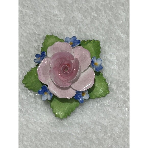 Vintage Crown Staffordshire England Porcelain Rose Brooch Pin Pink *Tiny Flaw - Picture 5 of 10